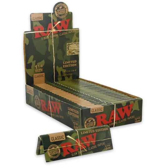 Raw Classic Camo Rolling Paper 1¼ size 24pk